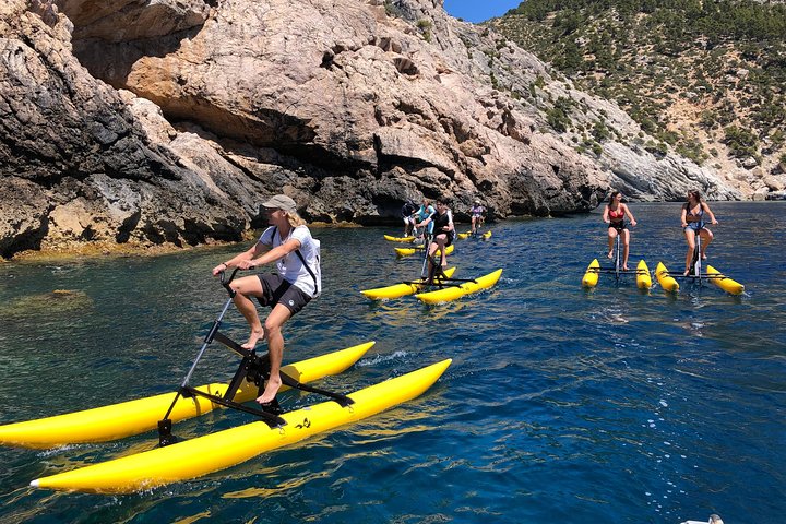 Tour della spiaggia in bici sull'oceano