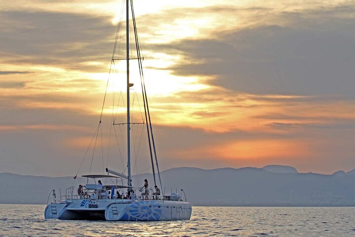 Adult Only Sunset Katamaran Palma Bucht