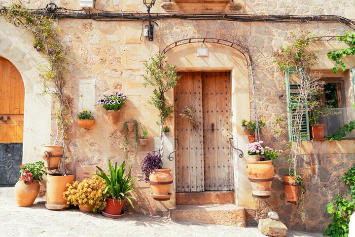 Valldemossa und mallorquinische Weinprobe in kleiner Gruppe