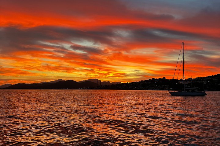 Premier Cruises Sunset Boat ONLY 12 PEOPLE inc ALL DRINKS!!