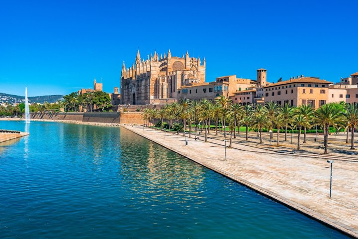 Tour privado por Palma Shore Old Town y Lugares Históricos Destacados