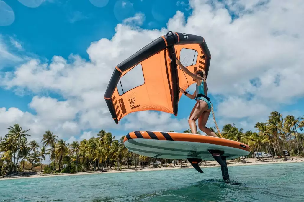 BonaOna Surf School & Bar